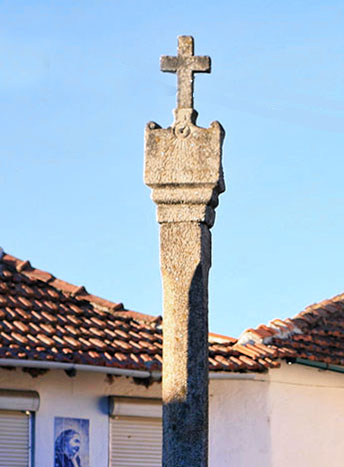 Cruzeiro de Ardãos - Boticas